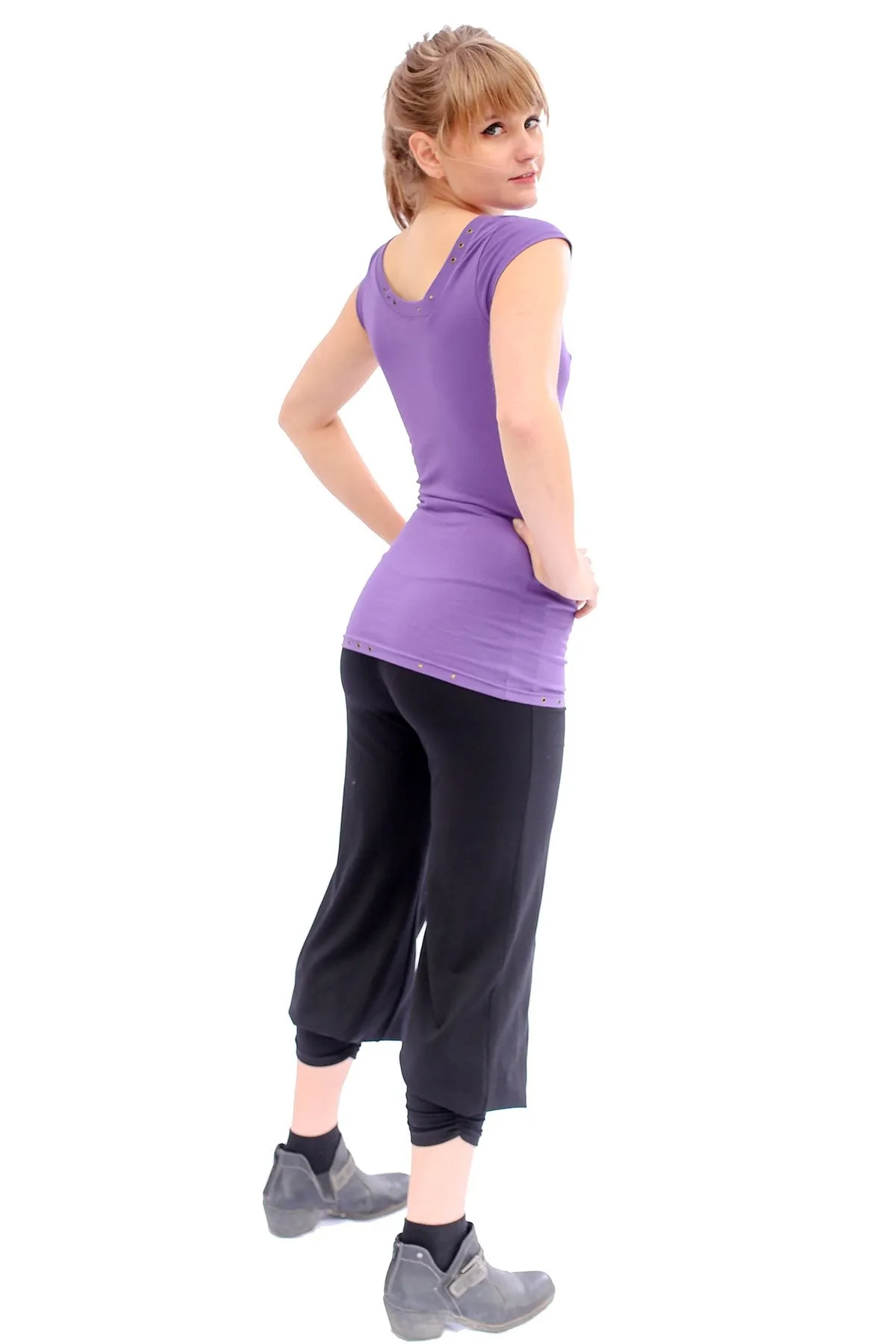 Asymmetrical tee