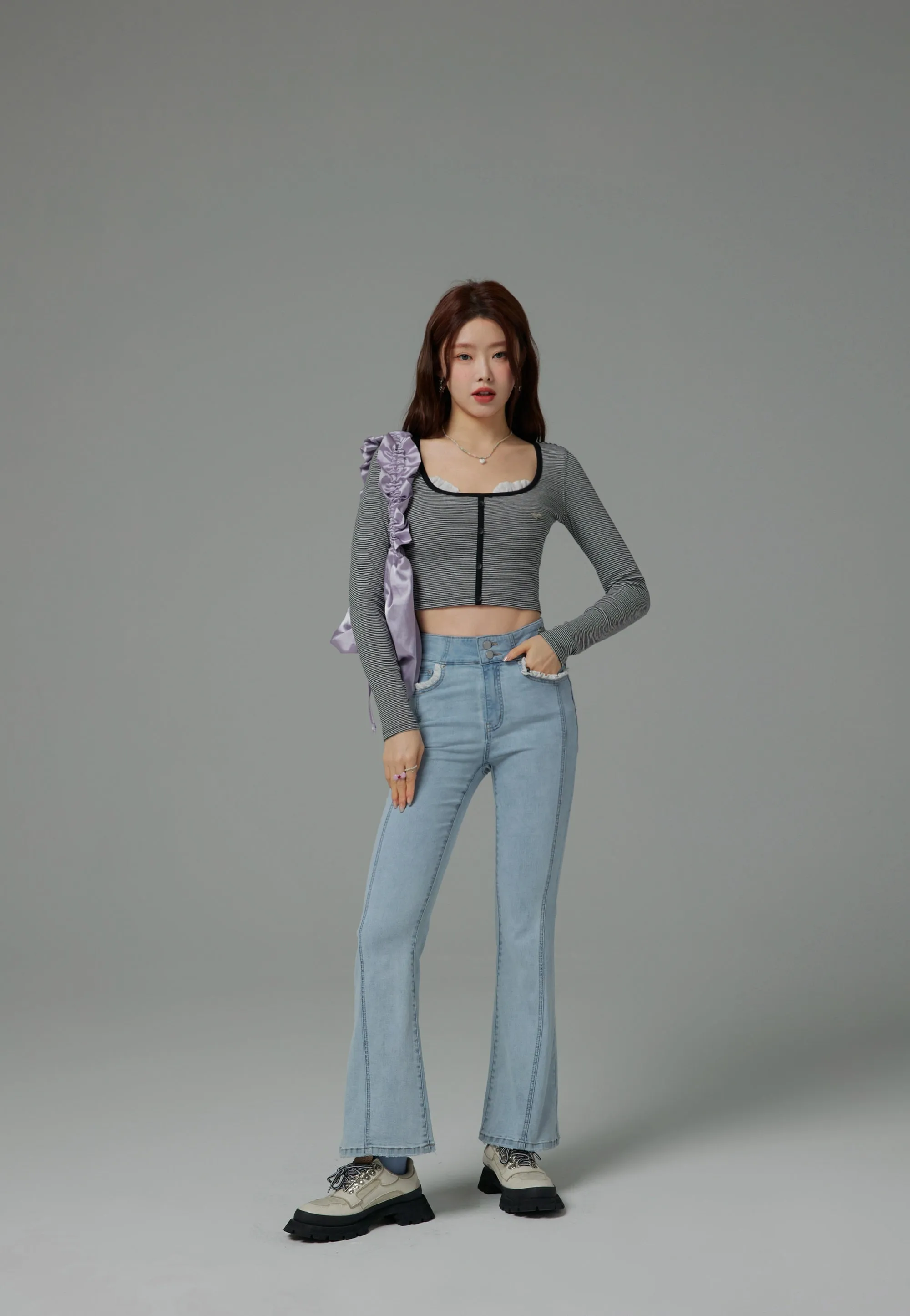 Lace U-Neck Striped Crop Long-Sleeved Top