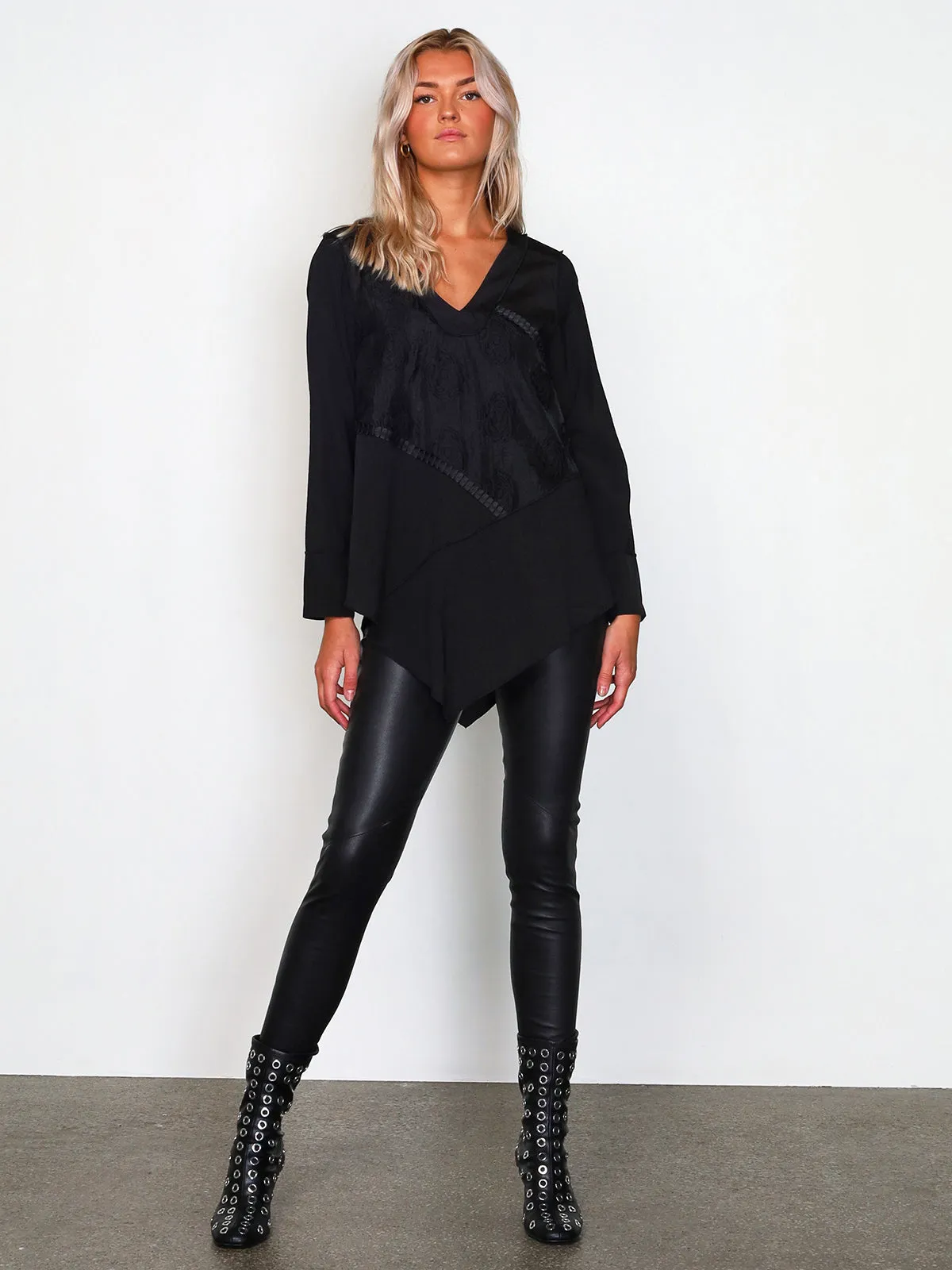 XENYA short tunic - Black